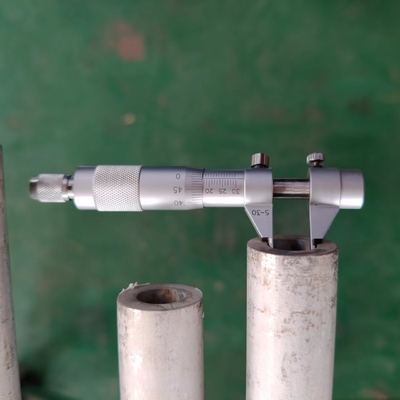 品質  ASTM A213 TP304 304L Stainless Steel Pipe Annealed Pickled 工場